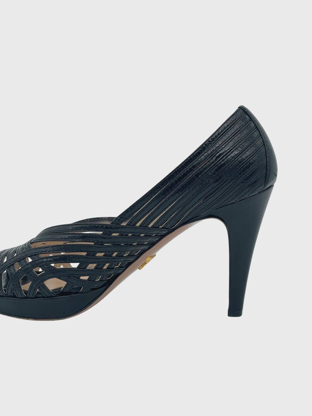Prada Damenschuhe: Prada Leather Strap Plateau Pump EU 38 Schwarz – Gebraucht aus Zürich von shoe_shop 4