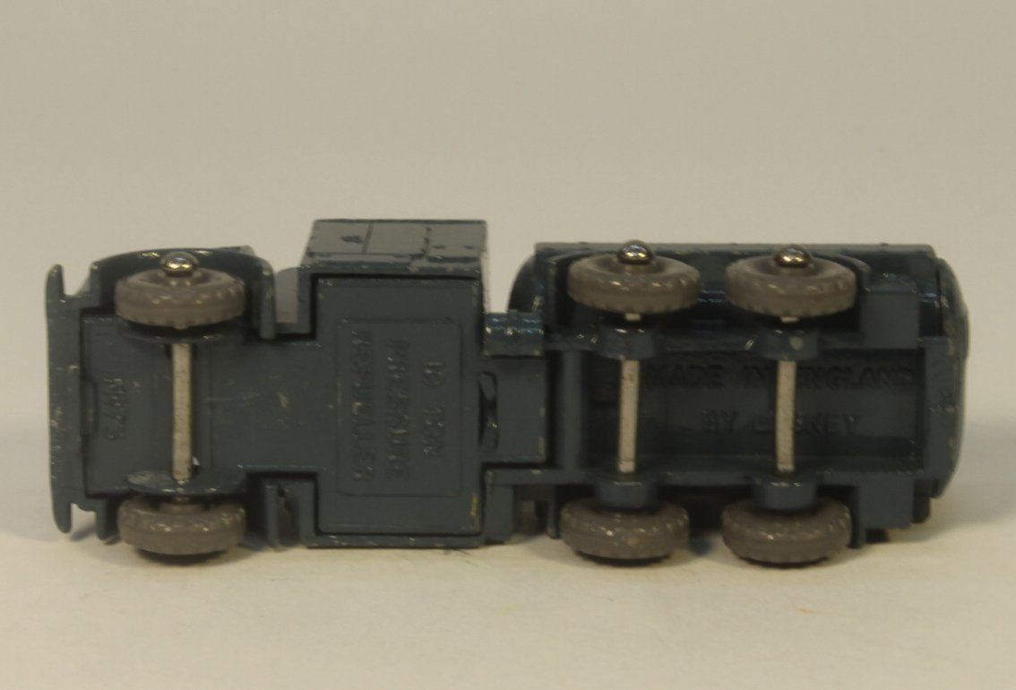 Matchbox Modellini d'auto: Matchbox Lesney 73A RAF 10 Ton Pressure Refueller – Usato da Zofingen venduto da Trukli58 5