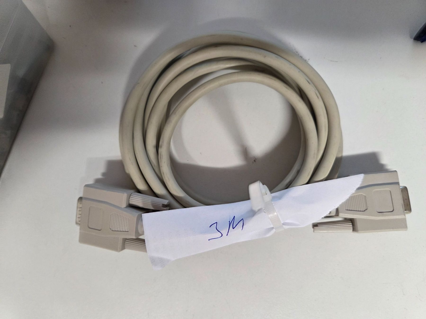 Cavi: Monitor Kabel VGA 3m Monitorkabel VGA Kabel – Nuovo (secondo la descrizione) da Zürich venduto da eymen20 1