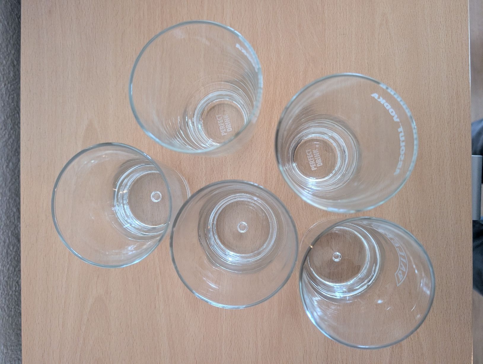 Bicchieri: 5 Gläser Wasser Longdrinks – Usato da Hünenberg See venduto da Klaus91 1