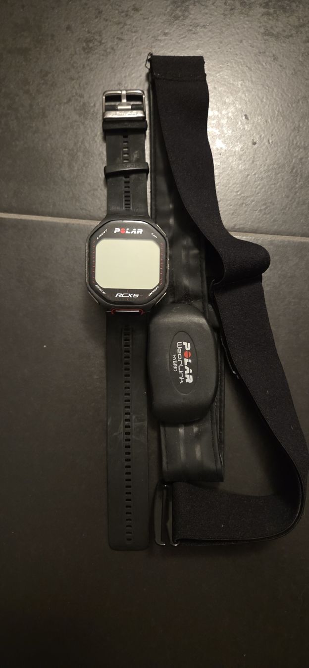 Polar Montres: Polar Uhr + Pulsmesser – D'occasion à Zetzwil par Rose050