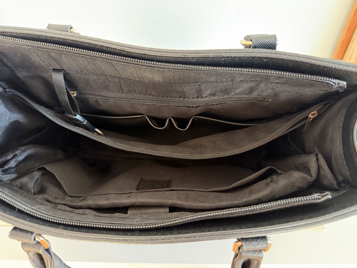 Taschen für Damen: Laptop Bag Black Saffiano Leather Good Condition – Gebraucht aus Zürich von ellaMar 3