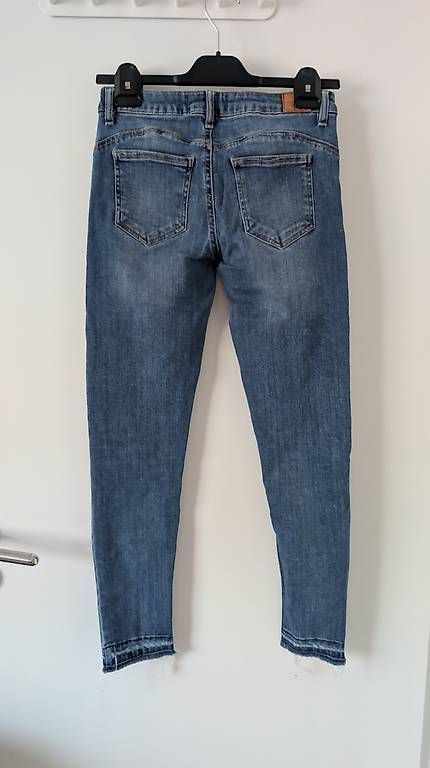 Jeans: Skinny Jeans Gr. 38 – Gebraucht aus Erschwil von andora00 2