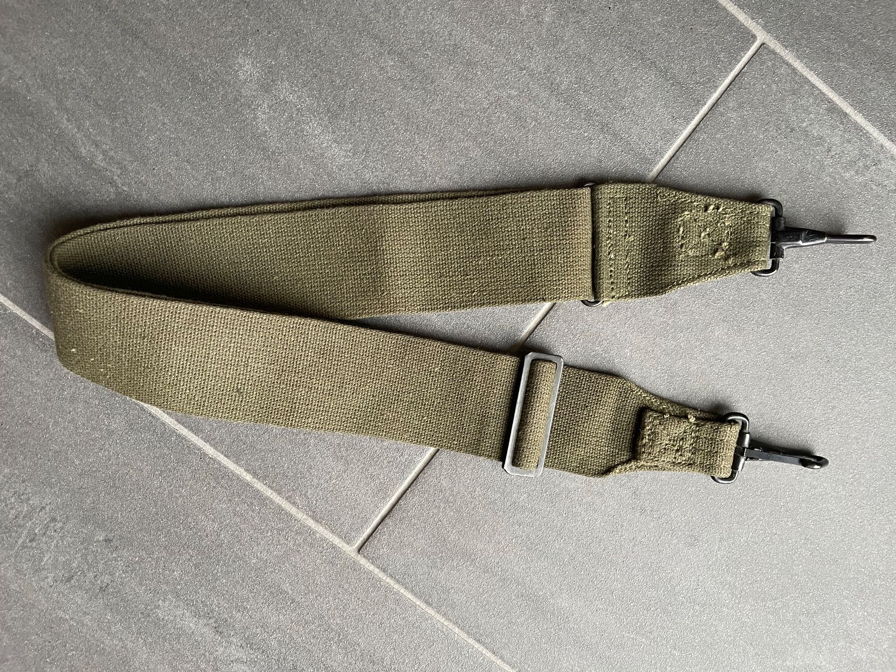US Army Uniformi: Original Vietnam War us Army General Purpose Strap – Usato da Oberbütschel venduto da Woodie2005