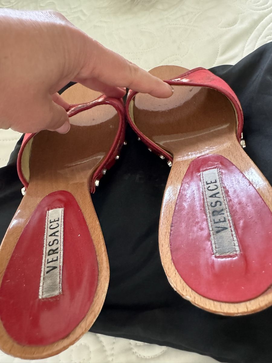 Versace Scarpe da donna: VERSACE PANTOLETTE Gr.38 – Usato da Steinhausen venduto da Mimirose114 4