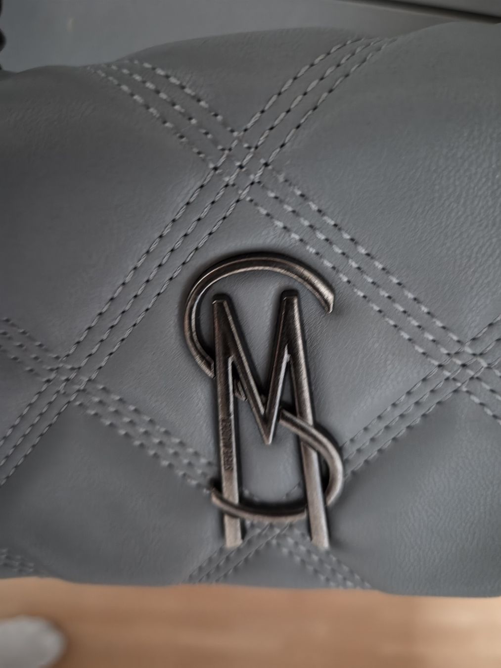 Steve Madden Borse da donna: Steve Madden Handtasche hellblau gesteppt wenig gebraucht – Nuovo (secondo la descrizione) da Romanshorn venduto da Hadrenalin 6