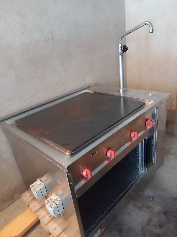 Cucine: Cuisière Piano – Usato da Treycovagnes venduto da ced_p2fm