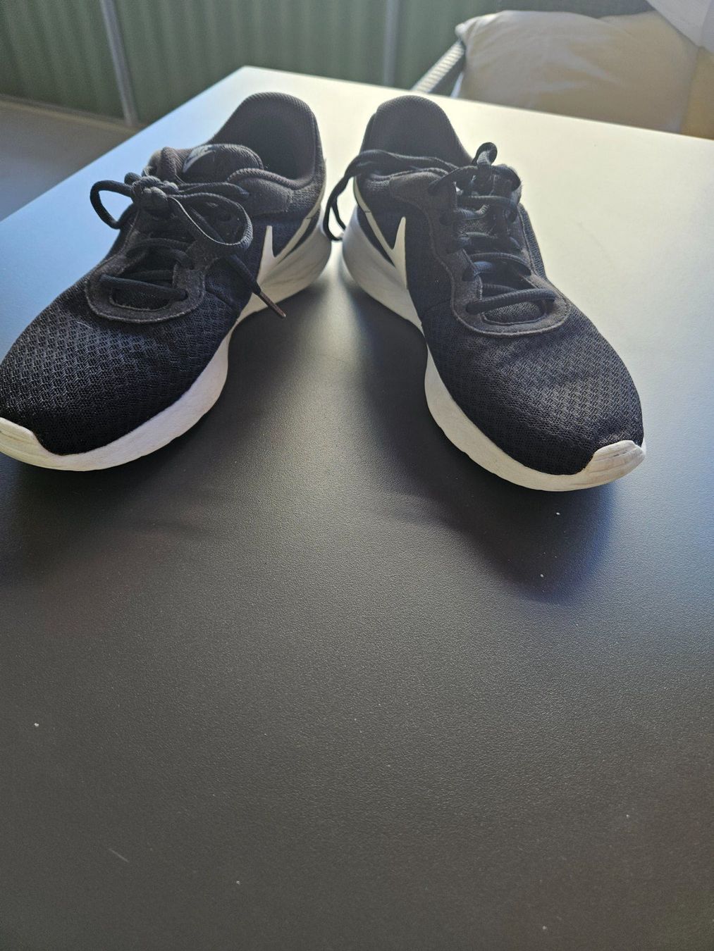 Damenschuhe: Nike Turnschuh – Gebraucht aus Basel von wurzelstein 2