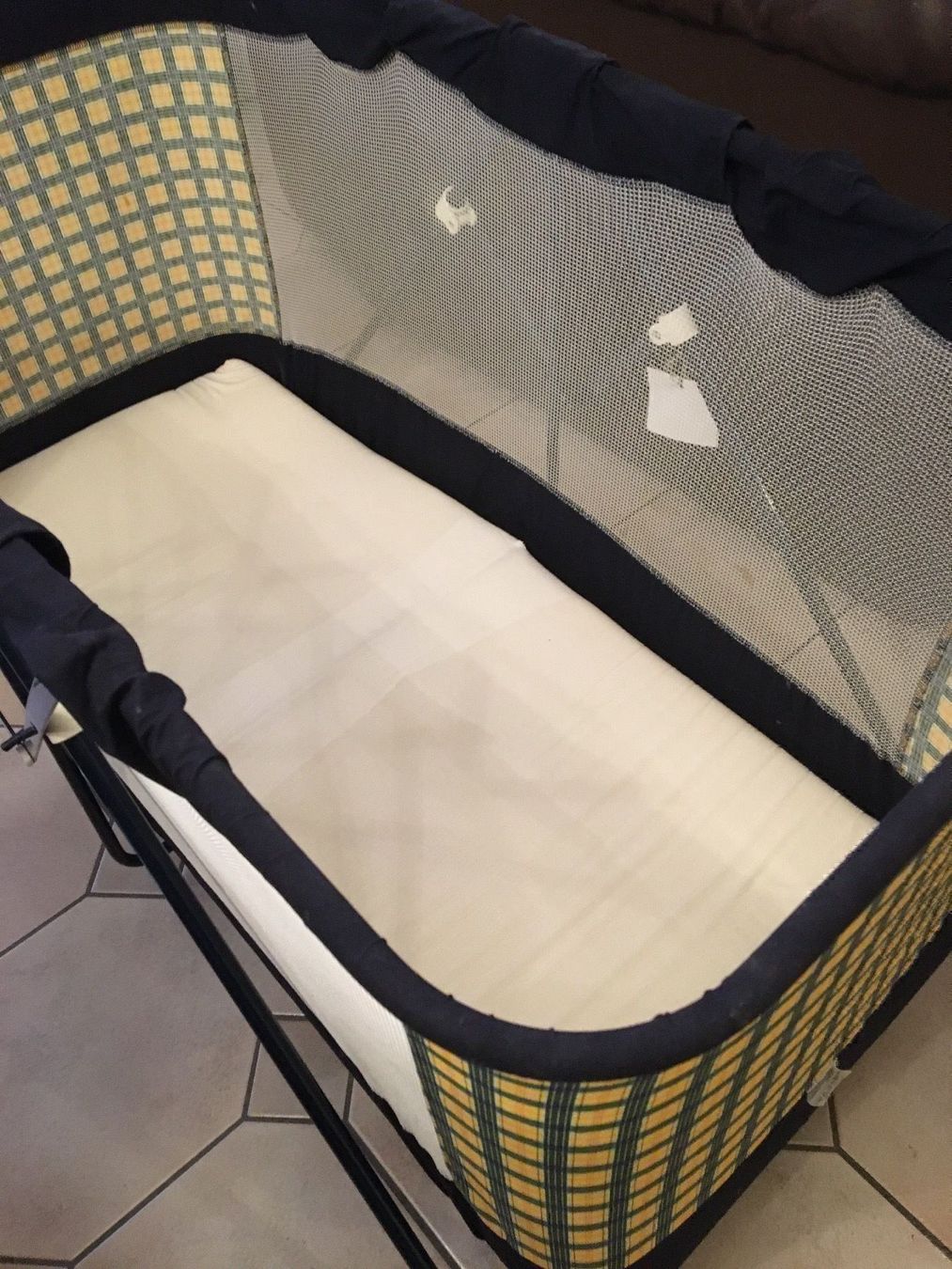 Letti: Lit pliable de voyage enfant – Usato da Montsevelier venduto da Batson 2