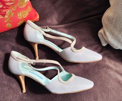 STEFI TALMAN PUMPS SCHUHE 39,5 40 LEDER SWISS NEU ABSATZ