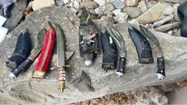 Set of 5 Kukri knives with sheaths acceptable condition