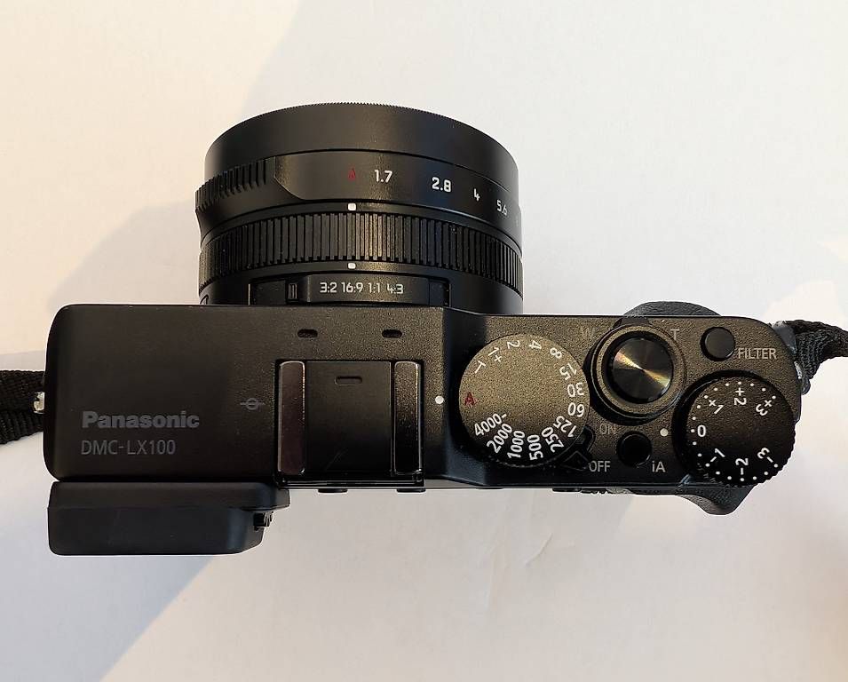 Panasonic Appareil photo: Kompaktkamera Lumix DMC LX100 – D'occasion à Küssnacht am Rigi par Osbourne01 2