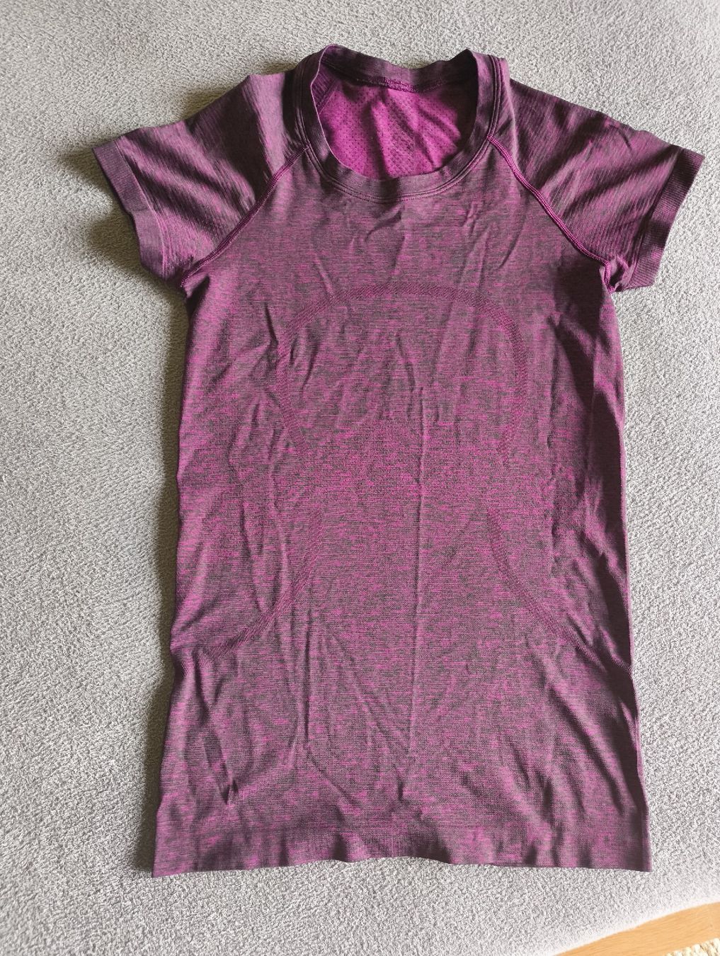 Lululemon Tops: Lululemon Top Swiftly Tech – Gebraucht aus Stein am Rhein von DaOhana