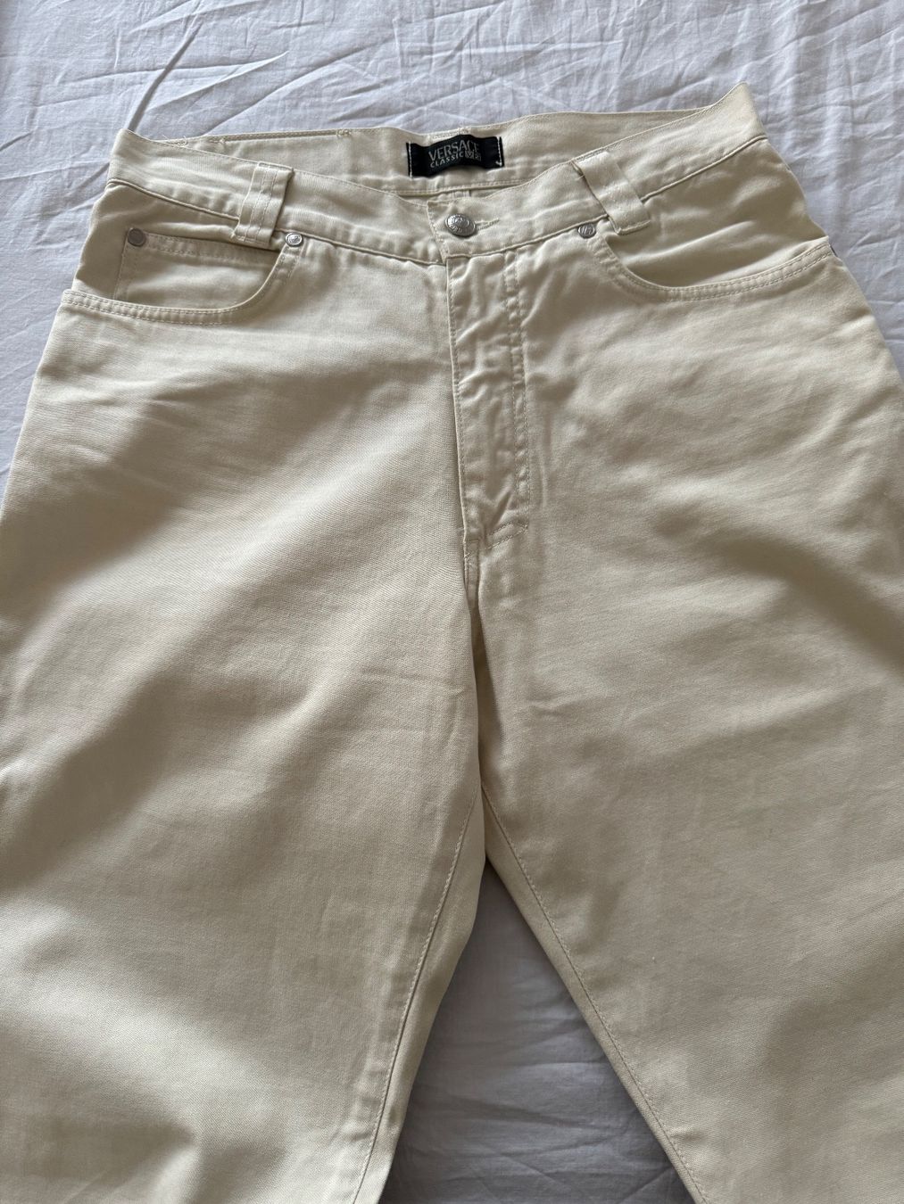Versace Jeans: Versace jeans beige, Taille 40 – Usato da Moutier venduto da Vane-Ortiz 4