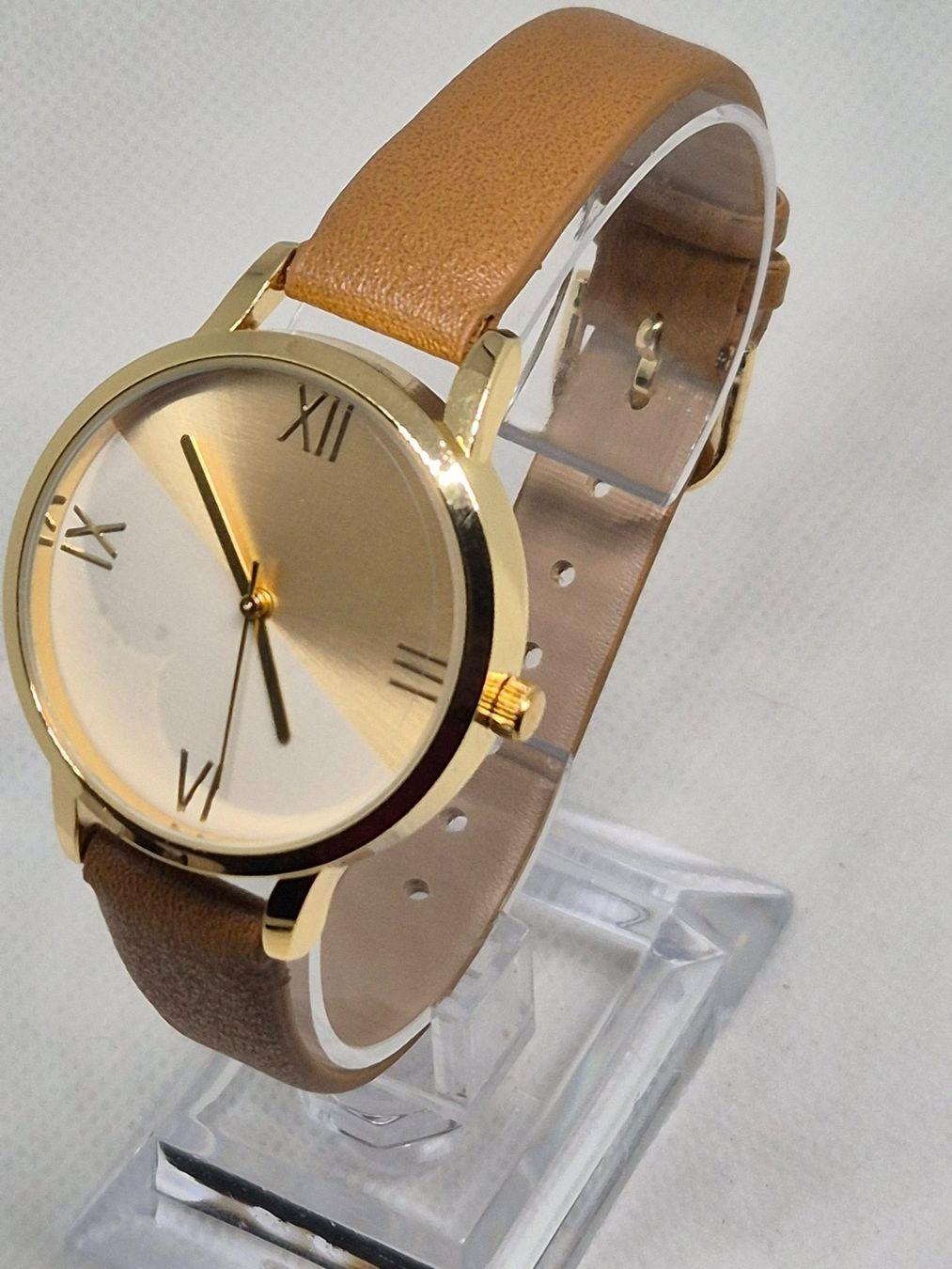 Orologi: Damenuhr, gold und hellbraun, neu! – Nuovo (secondo la descrizione) da Losone venduto da bal_gfp6 2