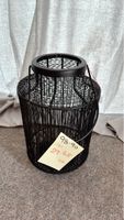 Schwarze Laterne/  aus Metall - Zeitloses Design