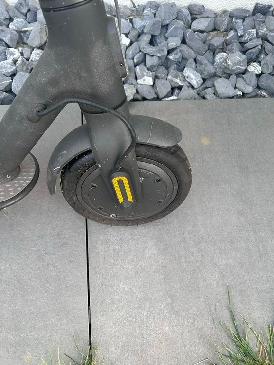 Xiaomi Kickboard: E-scooter Xiaomi – Gebraucht aus Zuchwil von Beppe_25.3 3