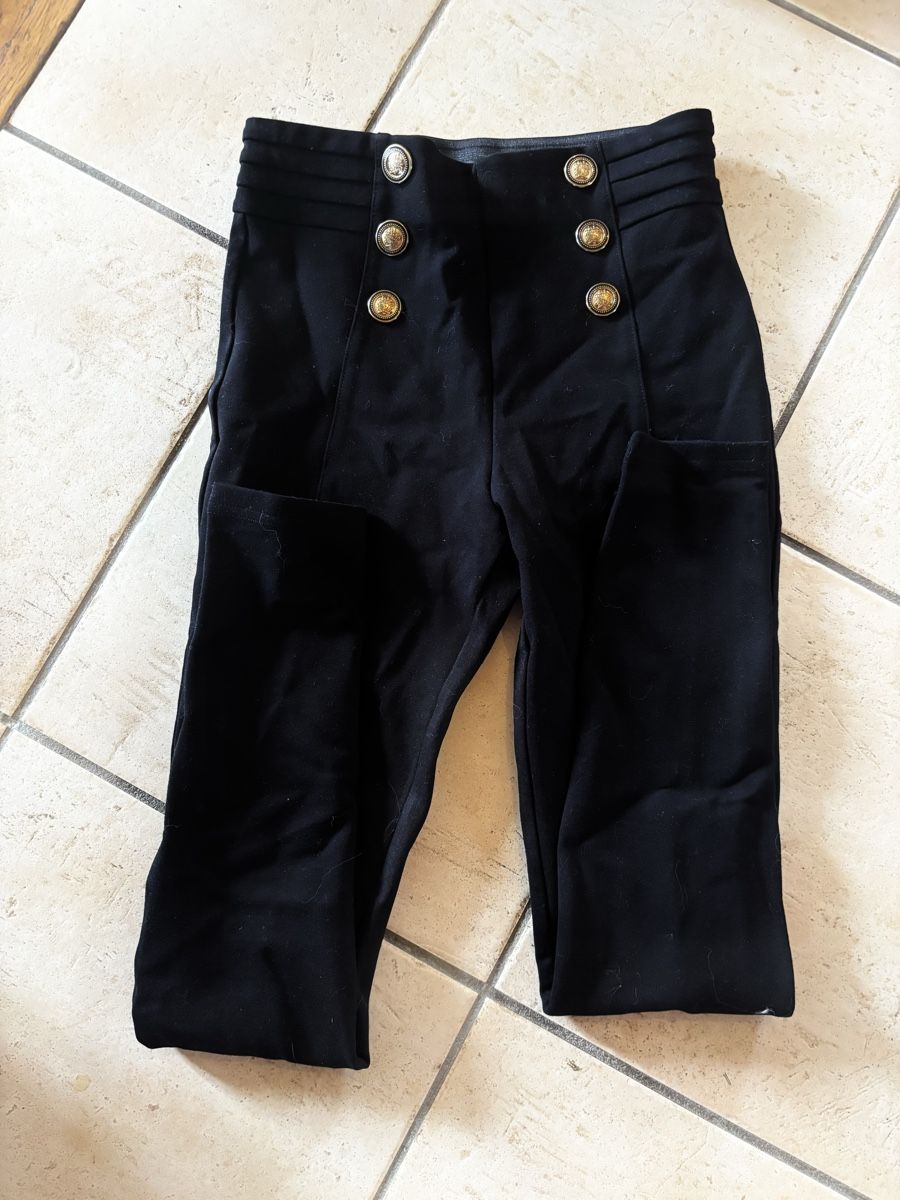 Zara Leggings: Zara legging – Gebraucht aus St-Légier- La Chiésaz von anh_9289 1