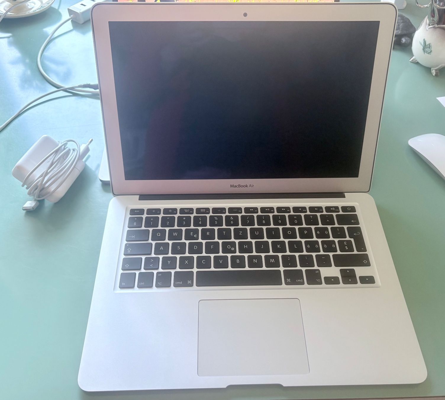 Apple Portables: MacBook Air – Défectueux à Wabern par 1805
