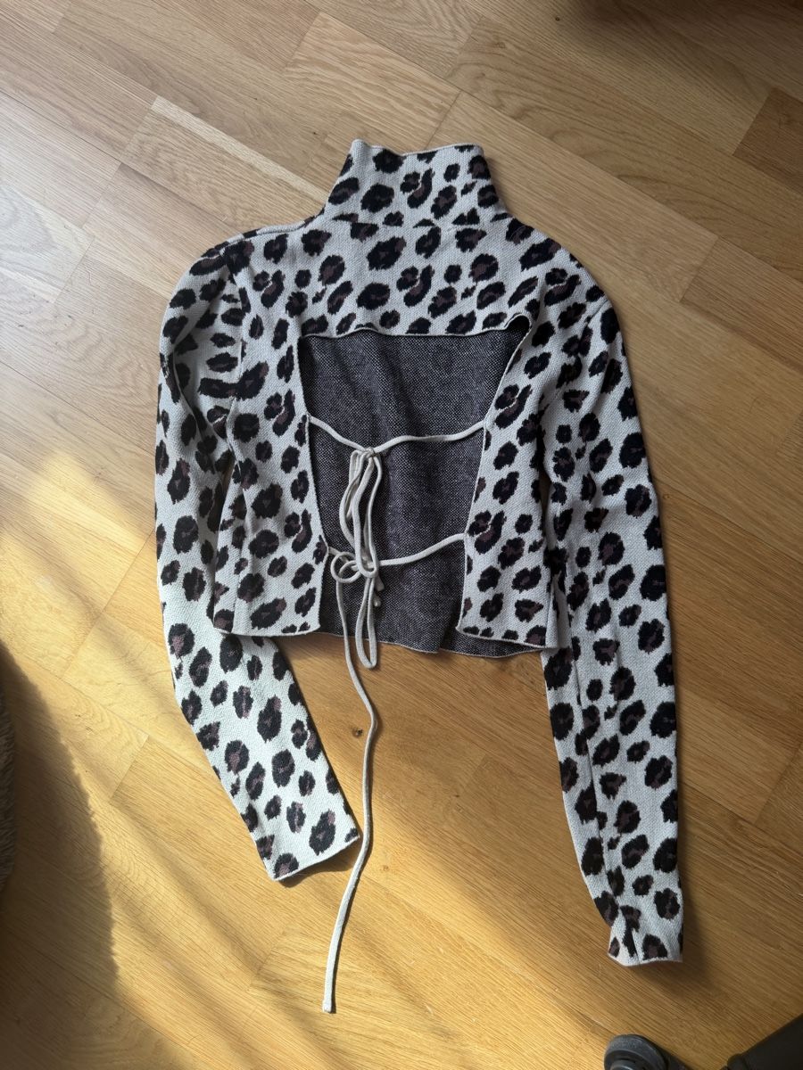 Zara Maglioni & Felpe: Zara leo Pullover grösse S – Usato da Läufelfingen venduto da kiaverann 1