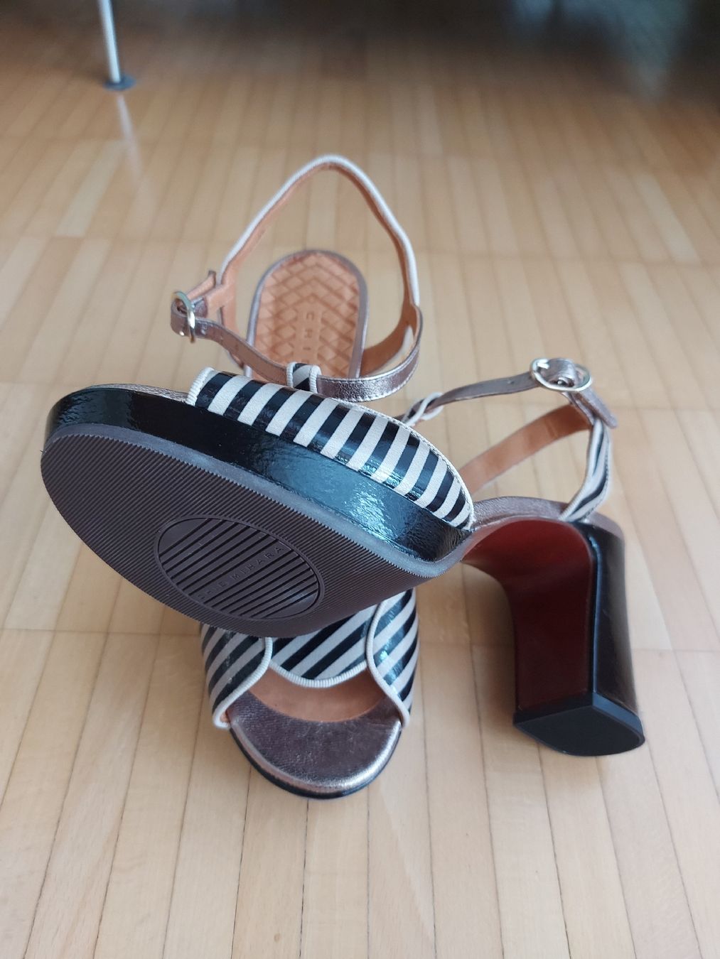 Chie Mihara Scarpe da donna: Chie Mihara, Sandalen, Grösse 39 – Nuovo (secondo la descrizione) da Oberengstringen venduto da PaolaDe 2