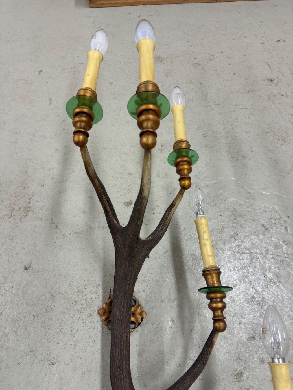 Tutte le decorazioni: Deluxe Red Deer Antler Candlestick – Usato da Gsteig b. Gstaad venduto da Auctionly