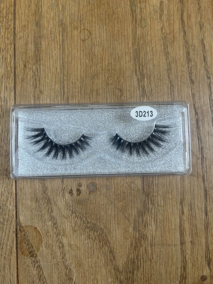 Maquillage: Künstliche Wimpern 3D213 neu – D'occasion à Frauenfeld par jae_vs6j