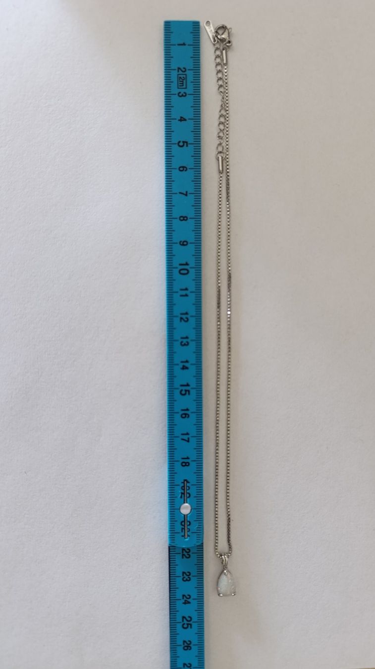 Catenine: Collier avec pendentif Opale Blanche en Acier – Usato da Genève venduto da EcrinVintage 5