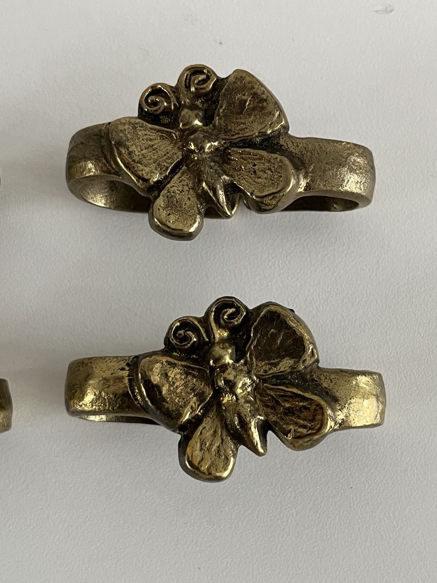 Altro in Decorazioni & Accessori: alte Servietten-Ringe aus Messing oder Bronze  – Usato da Wetzikon ZH venduto da seli03 3