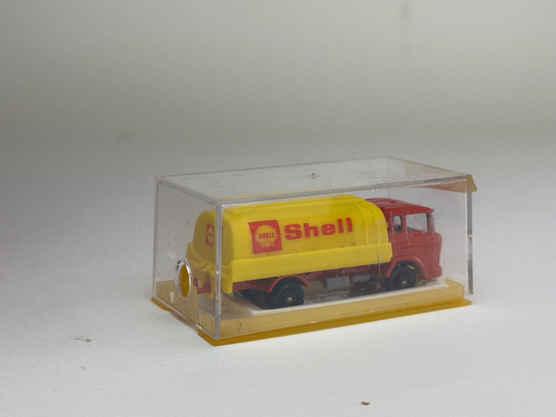 Majorette Modellini d'auto: CH- Majorette DAF Tankwagen Shell – Usato da Elm venduto da Wikmtz 1