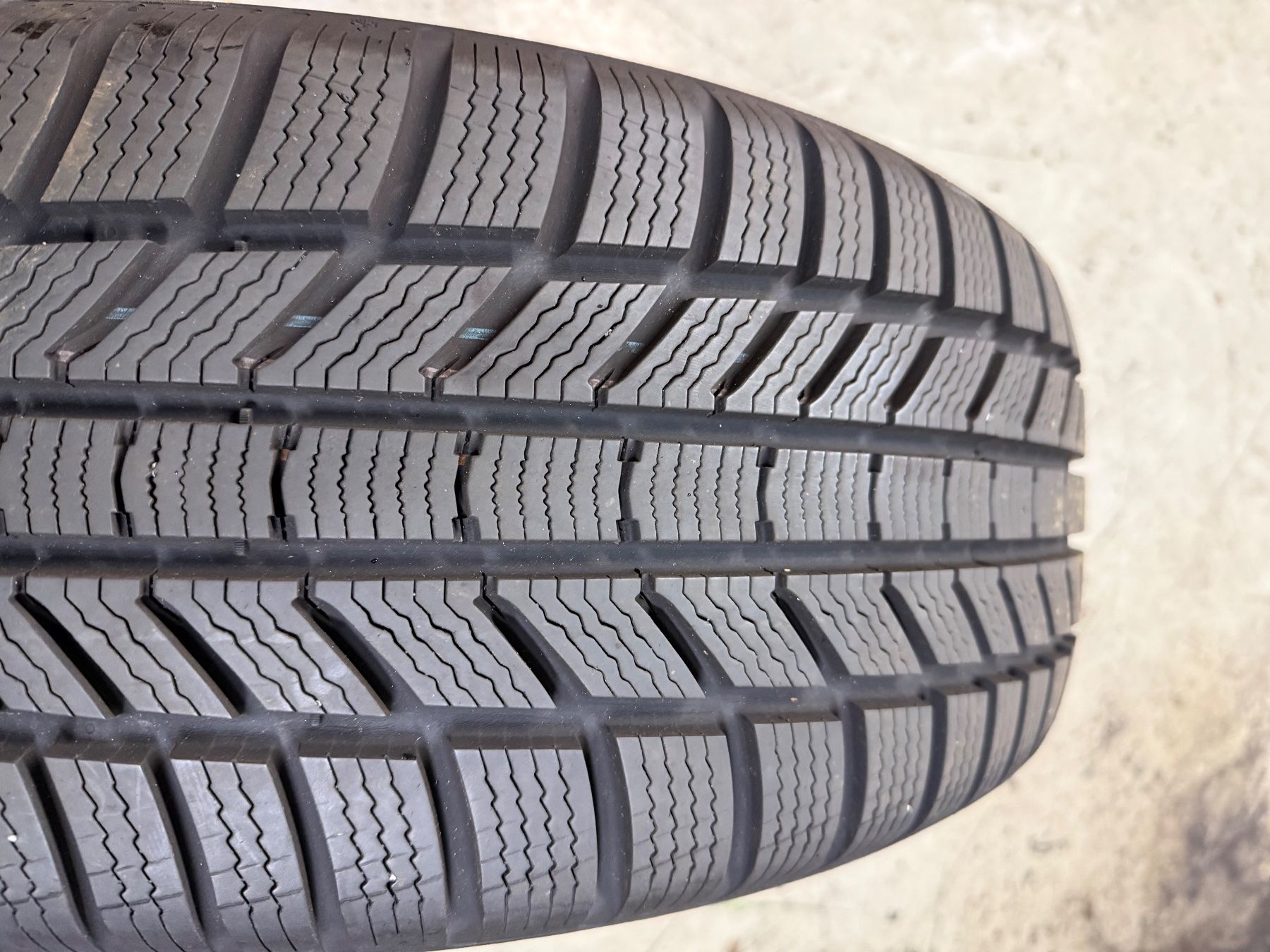Altro in Scrittura & Disegno: Winter Reifen 235/55 R18 – Usato da Neuenhof venduto da BleronBytyqi6 2