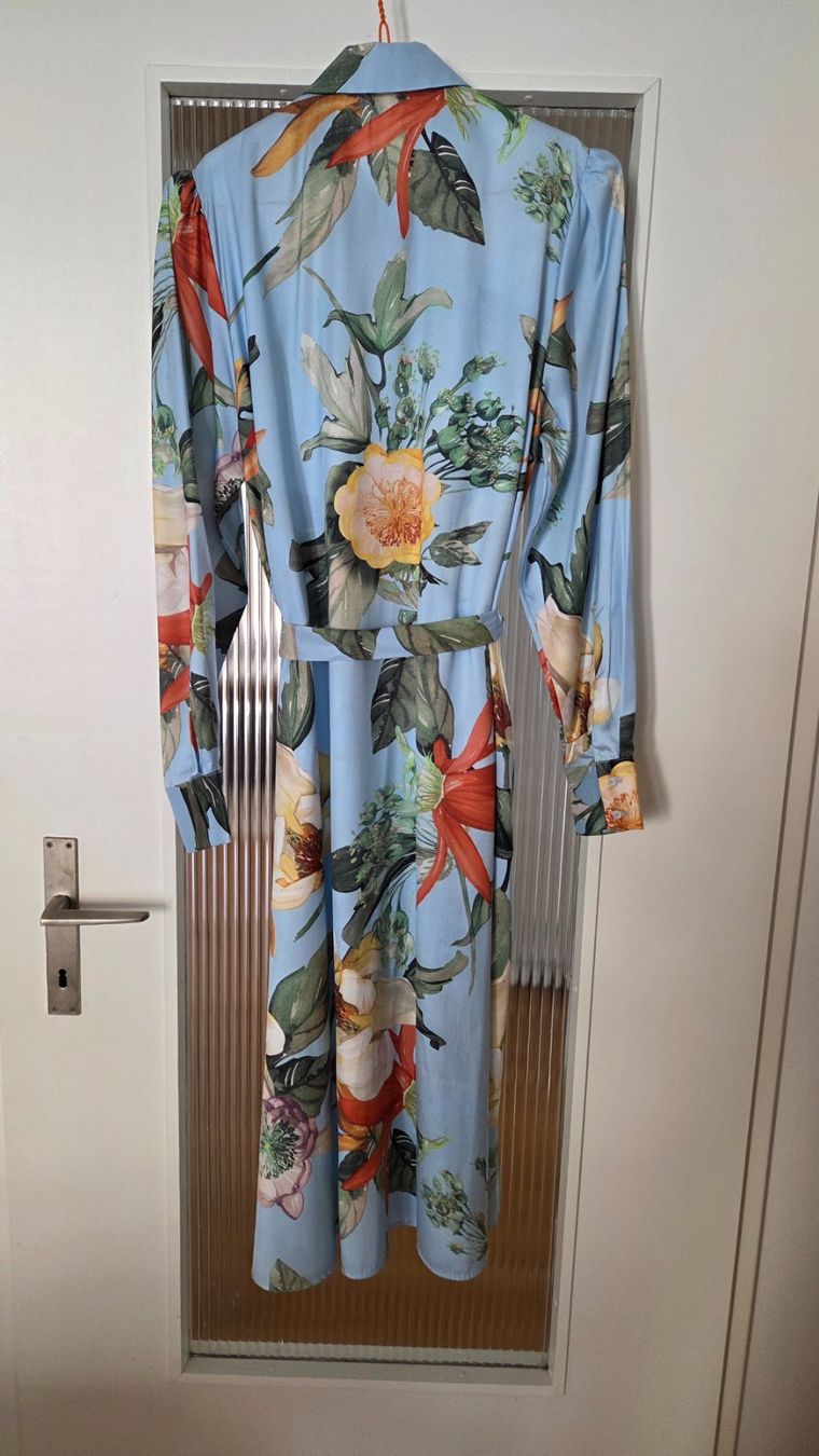 Vestiti: Zara - Blusenkleid mit Blumenmuster – Usato da Zürich venduto da Nala2811 3