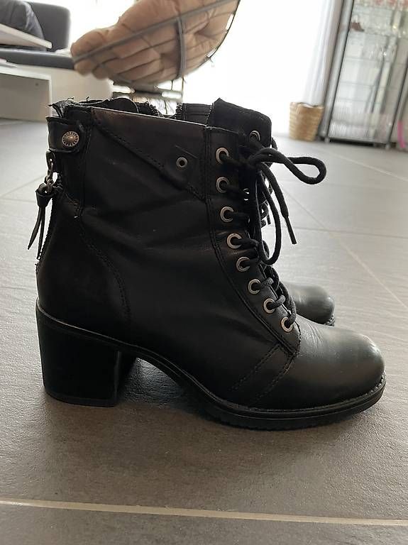 Scarpe da donna: Schnürr Stiefelette Leder Gr.38 – Usato da Röschenz venduto da Va.ni.ni