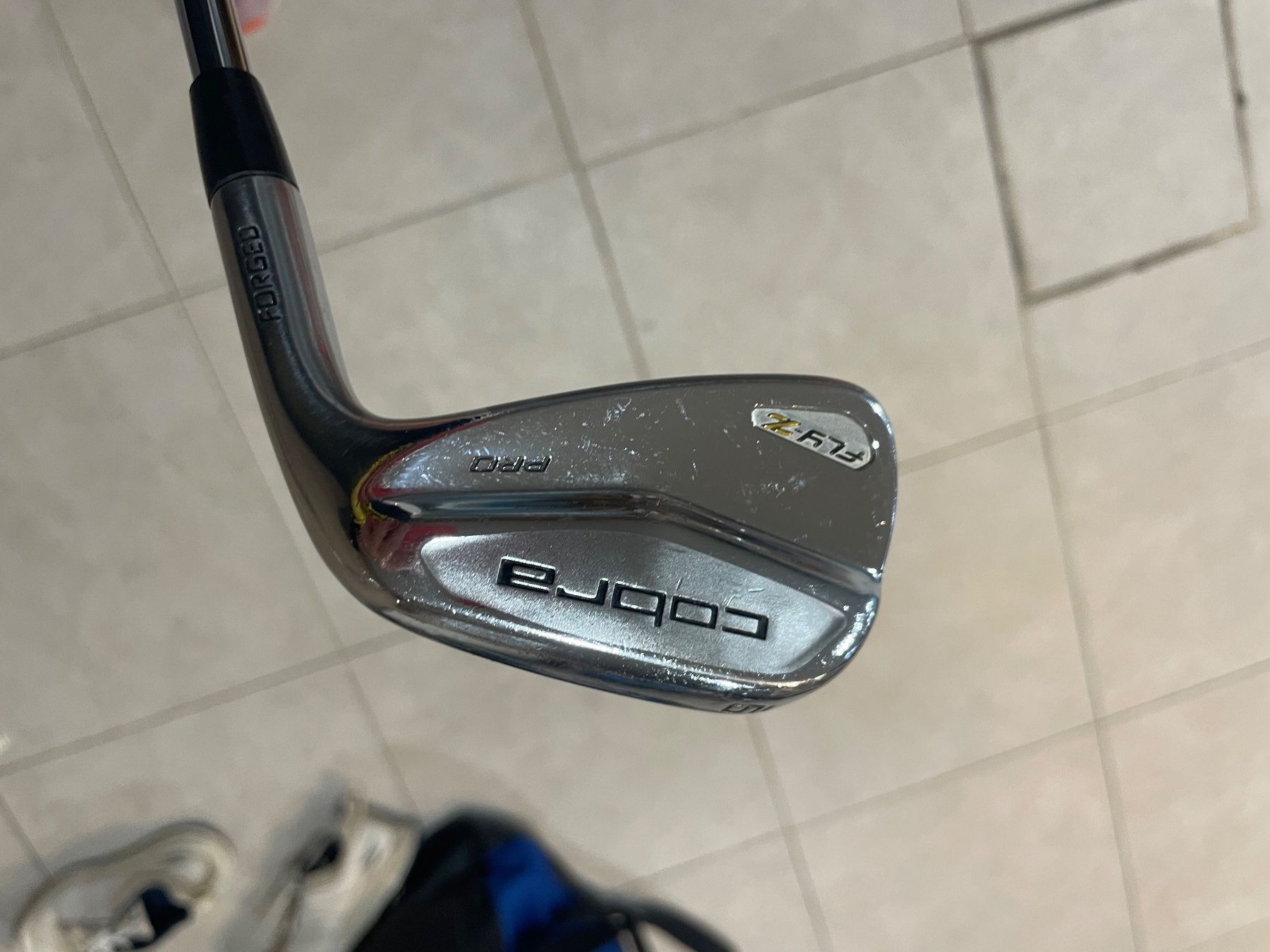 Schläger & Sets: Golf -Série de fers forgé cobra – Gebraucht aus Collombey von xab_hvw5 8