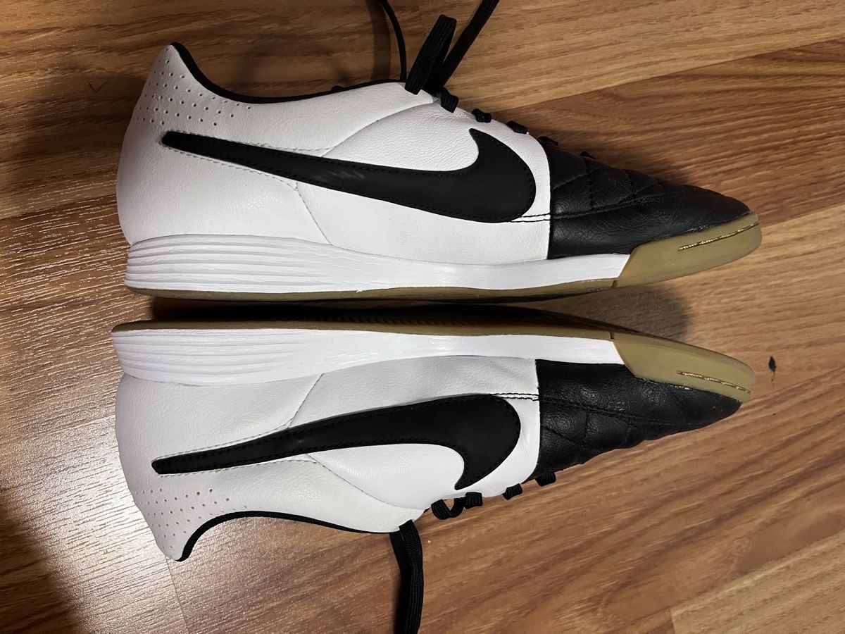 Nike Scarpe da uomo: Fussballschuhe – Nuovo (secondo la descrizione) da Romanshorn venduto da Luette19