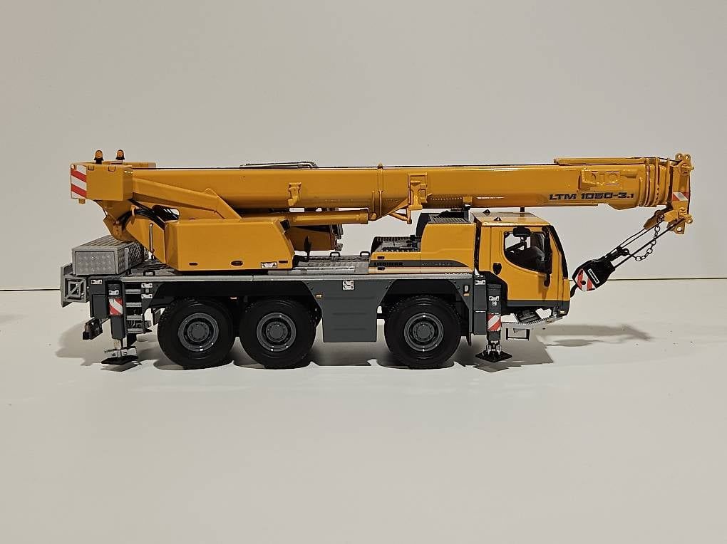 Liebherr Kit di modellismo & Modellini statici: Liebherr LTM 1050-3.1 – Usato da Wittenbach venduto da r_e_d87p 3