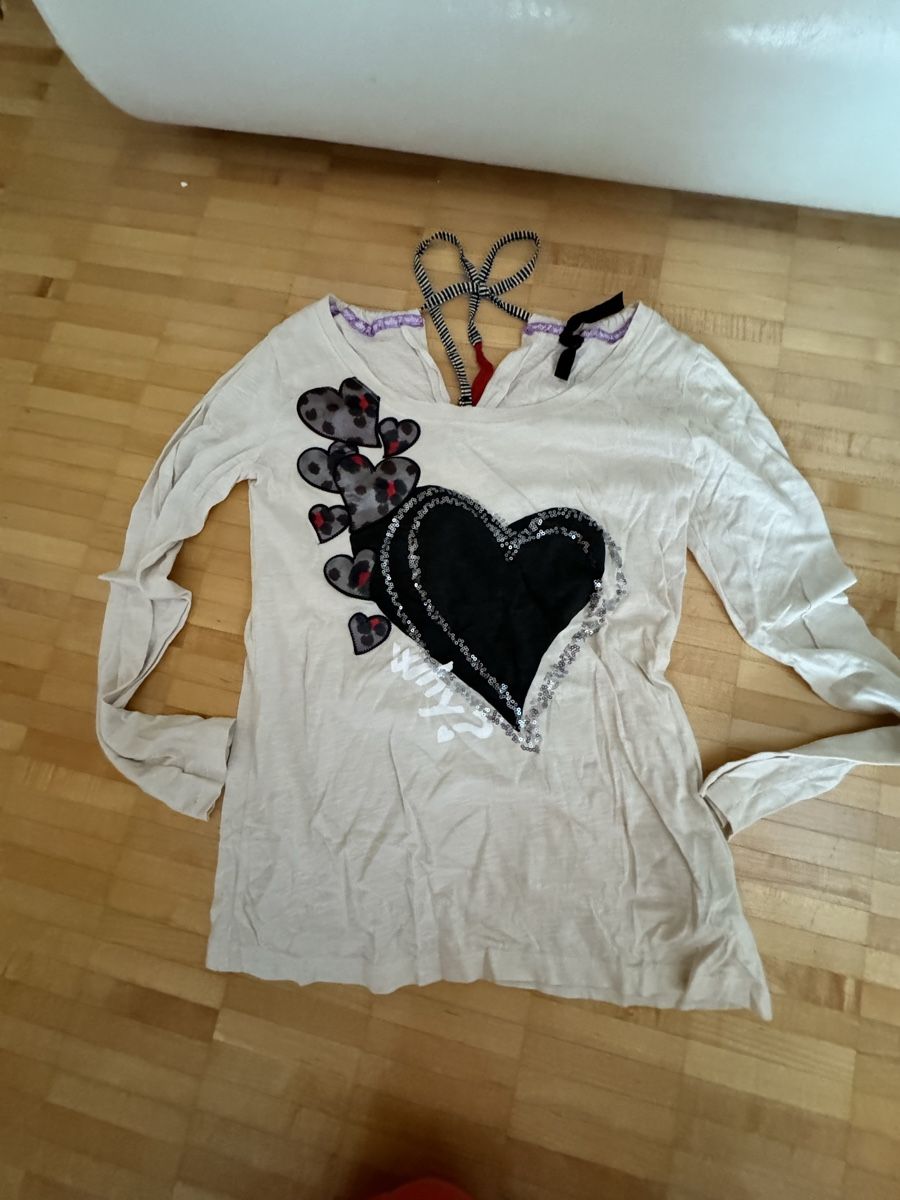 Desigual T-shirts: Shirt desigual – D'occasion à Küssnacht am Rigi par ciucchino