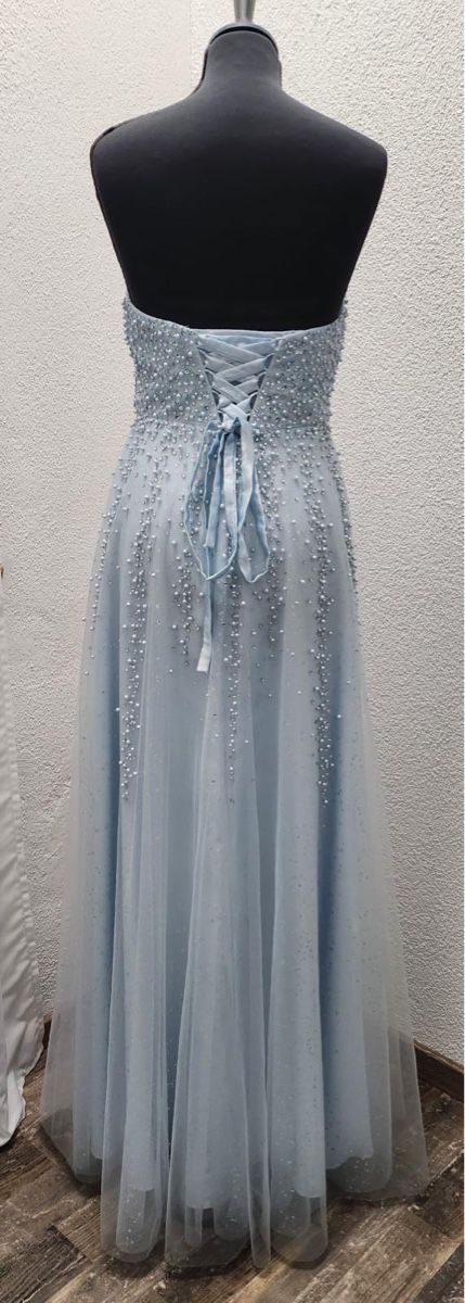 Robes: Abendkleid perlenbesetzt hellblau Grösse 36 NEU – Neuf avec emballage d'origine à Schlatt ZH par INVA00 1