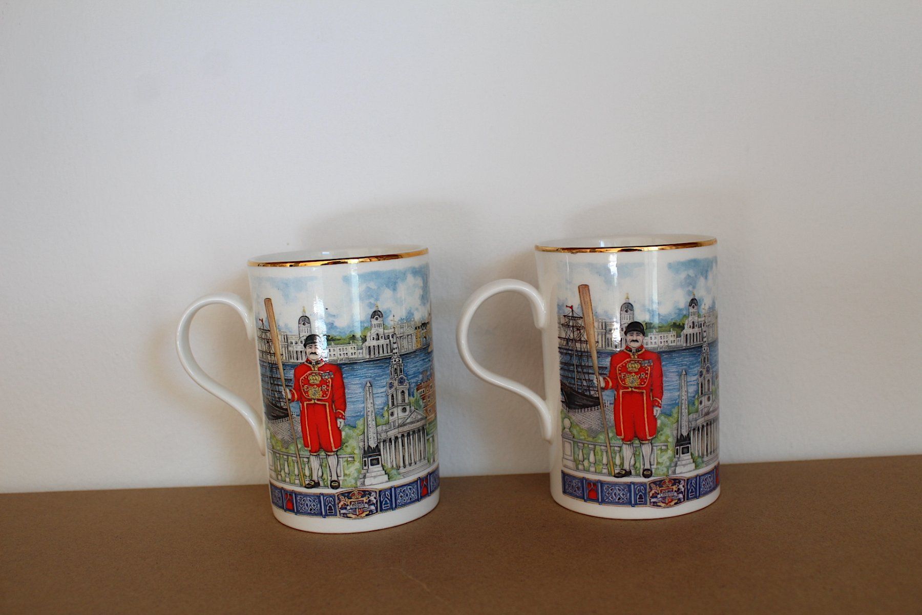 Tassen: 2 x  Teetassen  James Sadler , England – Gebraucht aus Locarno von fripui 1