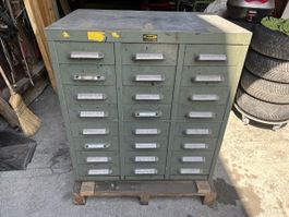 Tousswiss/Vidmar Schubladenschrank