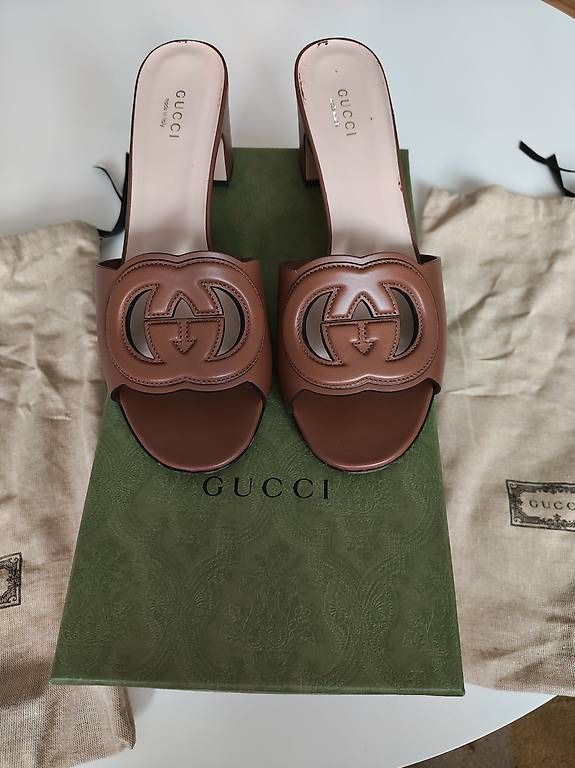 Damenschuhe: Mules Gucci marron 38 1/2 – Gebraucht aus Neuchâtel von ihaase