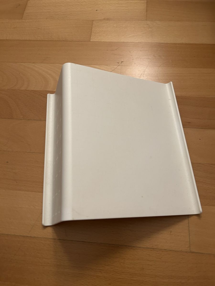 Tablet PC: IKEA  isberget tablet stand – Usato da Zürich venduto da arr_vq5w