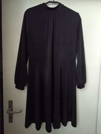 Elegantes Kleid H&M Schwarz, Knielang Gr.M