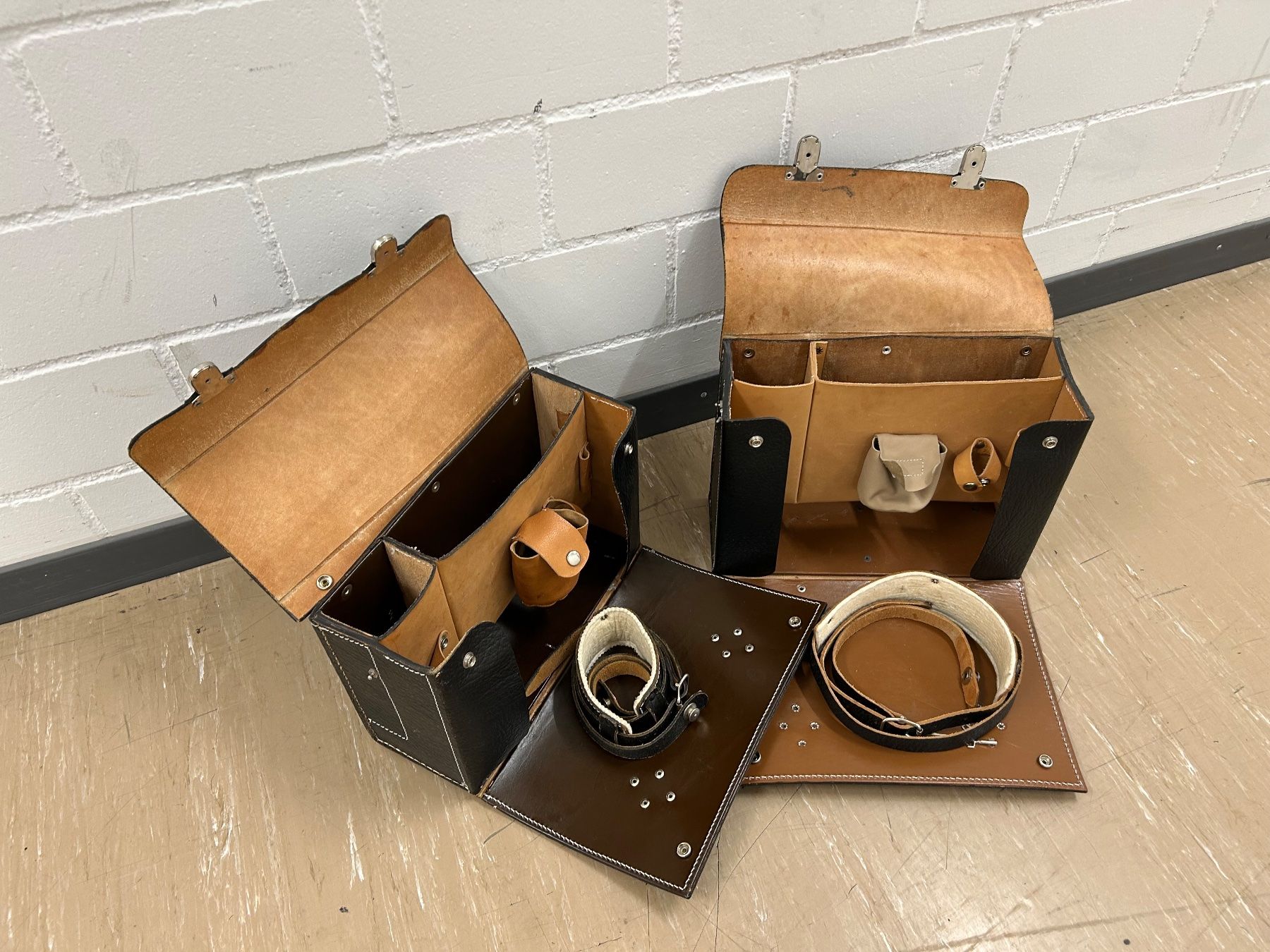 Valises de voyage: Koffer Konvolut gebraucht. Leder – D'occasion à Zürich par LuZ_8005