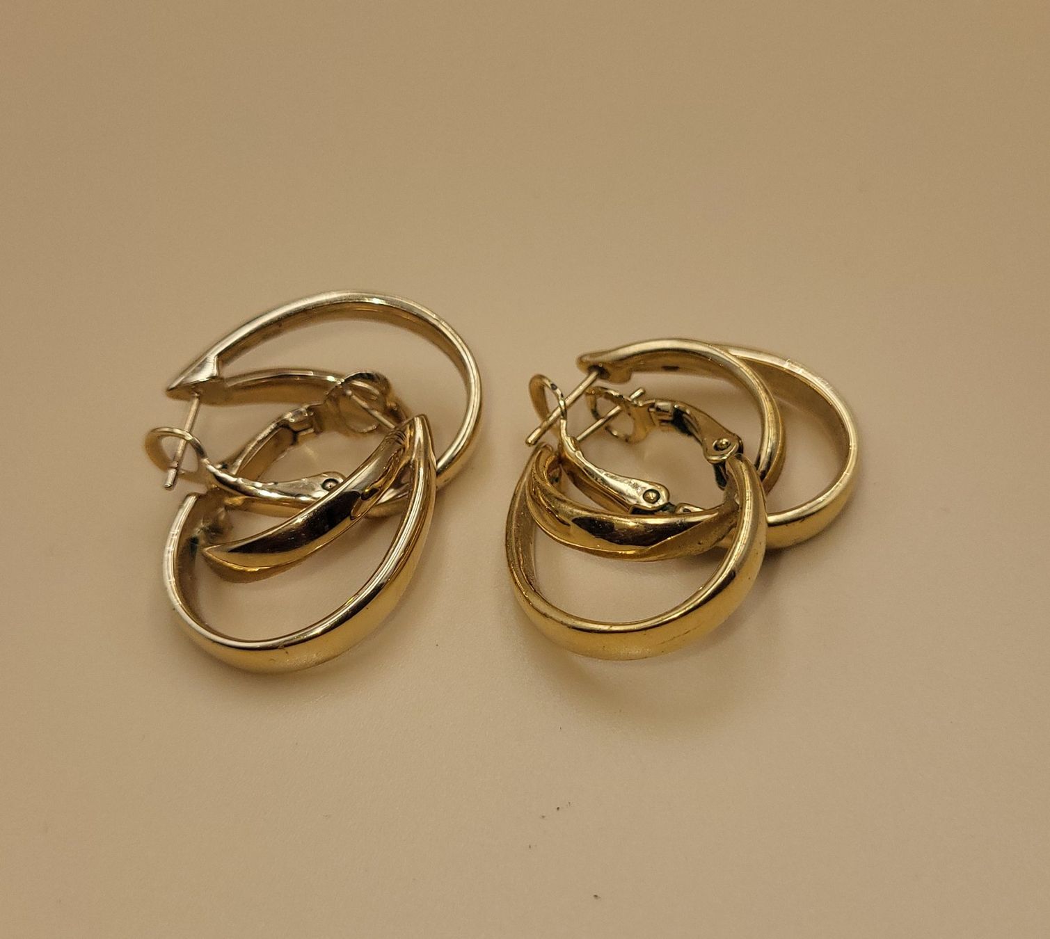 Orecchini pendenti & Orecchini a lobo: 2 Goldene Ohrringe – Usato da Wald ZH venduto da SwissPawnshop 4