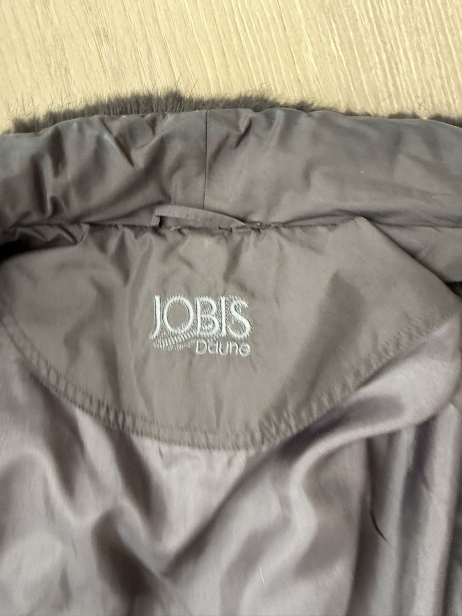 Manteaux: Jobis Daune Winterjacke Grösse 44  – D'occasion à Neuhausen par DELY 1