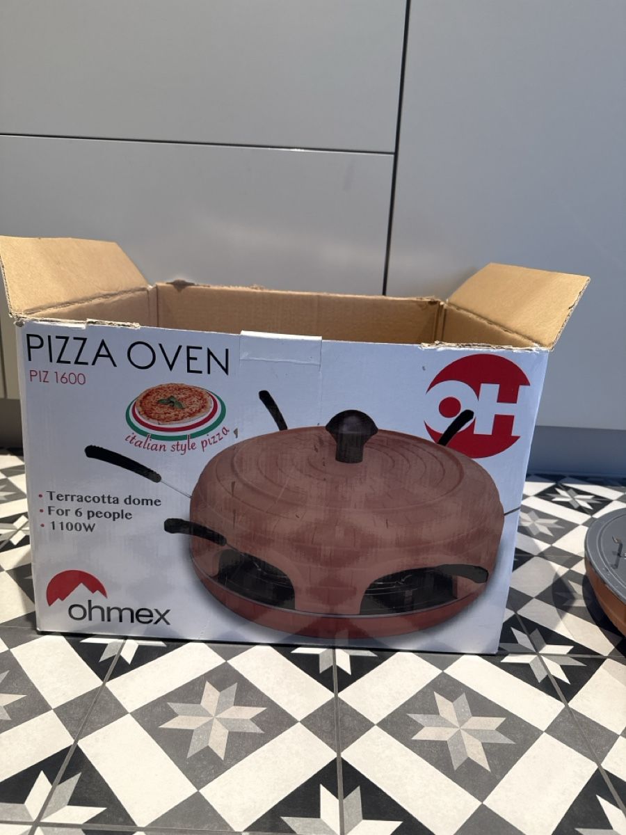 Ohmex Forni per pizza: Pizza Oven Terracotta Dome – Nuovo (secondo la descrizione) da Kriens venduto da g_b_mk7j