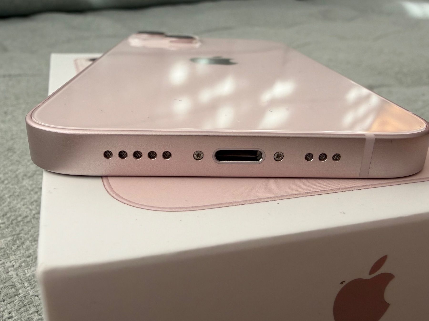 Apple Handys / Smartphones: iPhone 13 - Pink, 128GB – Gebraucht aus Zürich von m19285 3
