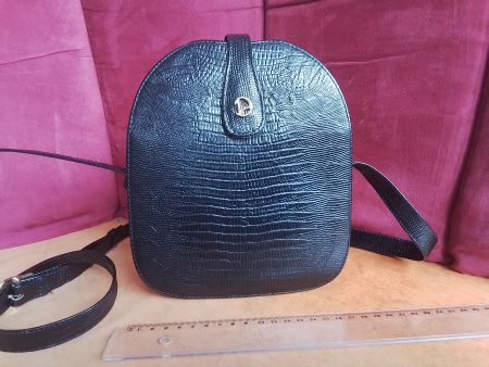 Schicke Vintage Handtasche Leder schwarz Kroko-Optik Damen