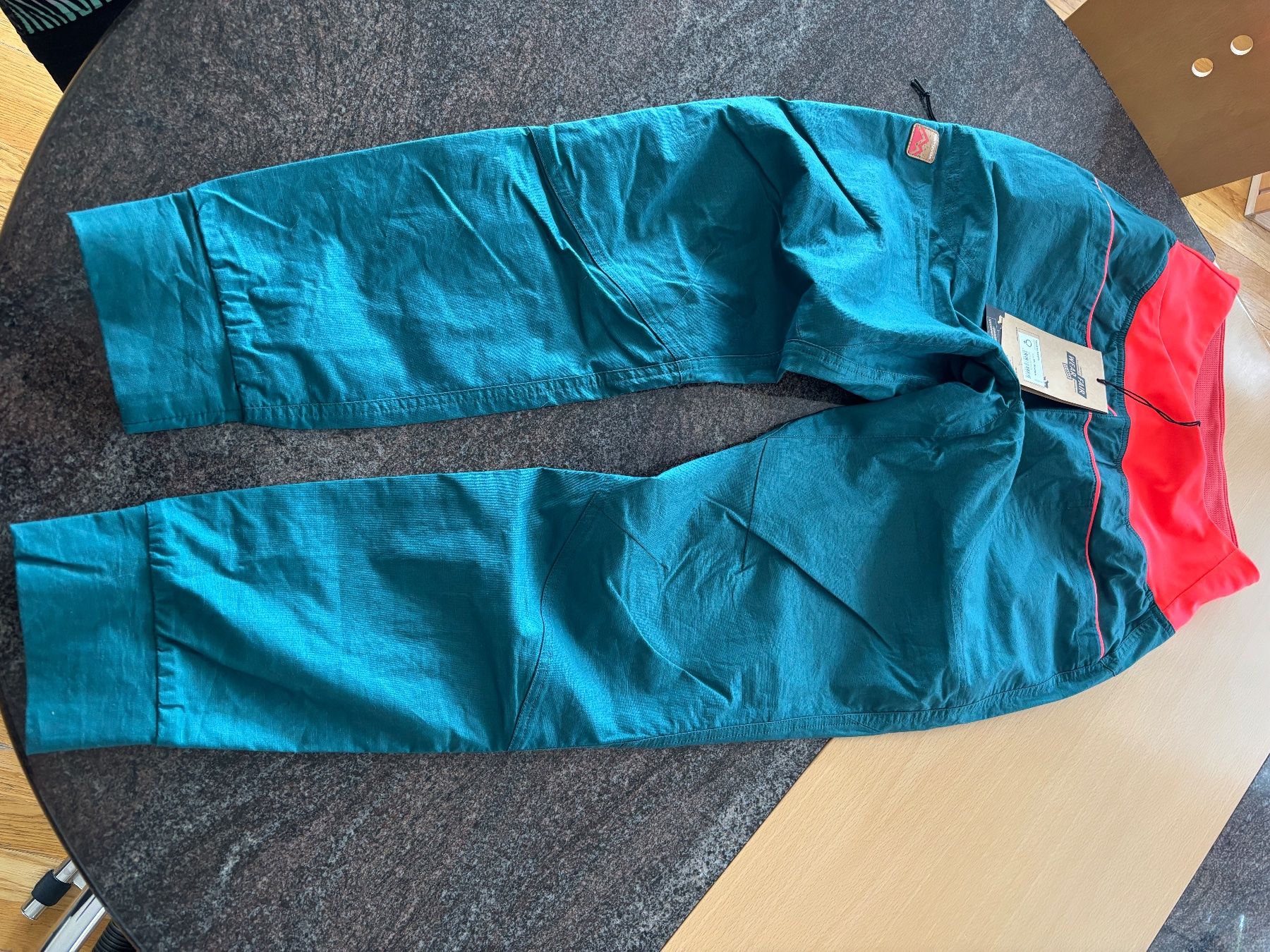 Ortovox Pantaloni: Ortovox Hose Gr.M – Nuovo e nell'imballaggio originale da Hasliberg-Hohfluh venduto da hasliberg79